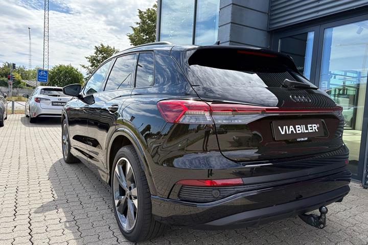 Sort Audi Q4 fra 2026