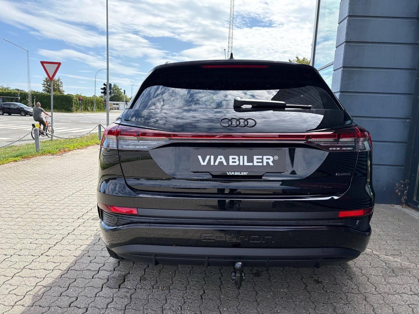 Sort Audi Q4 fra 2026