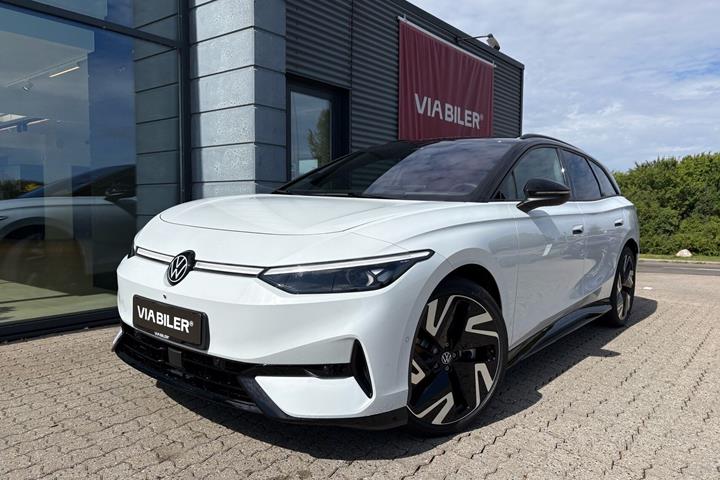 Hvid VW ID.7 fra 2026 set udefra