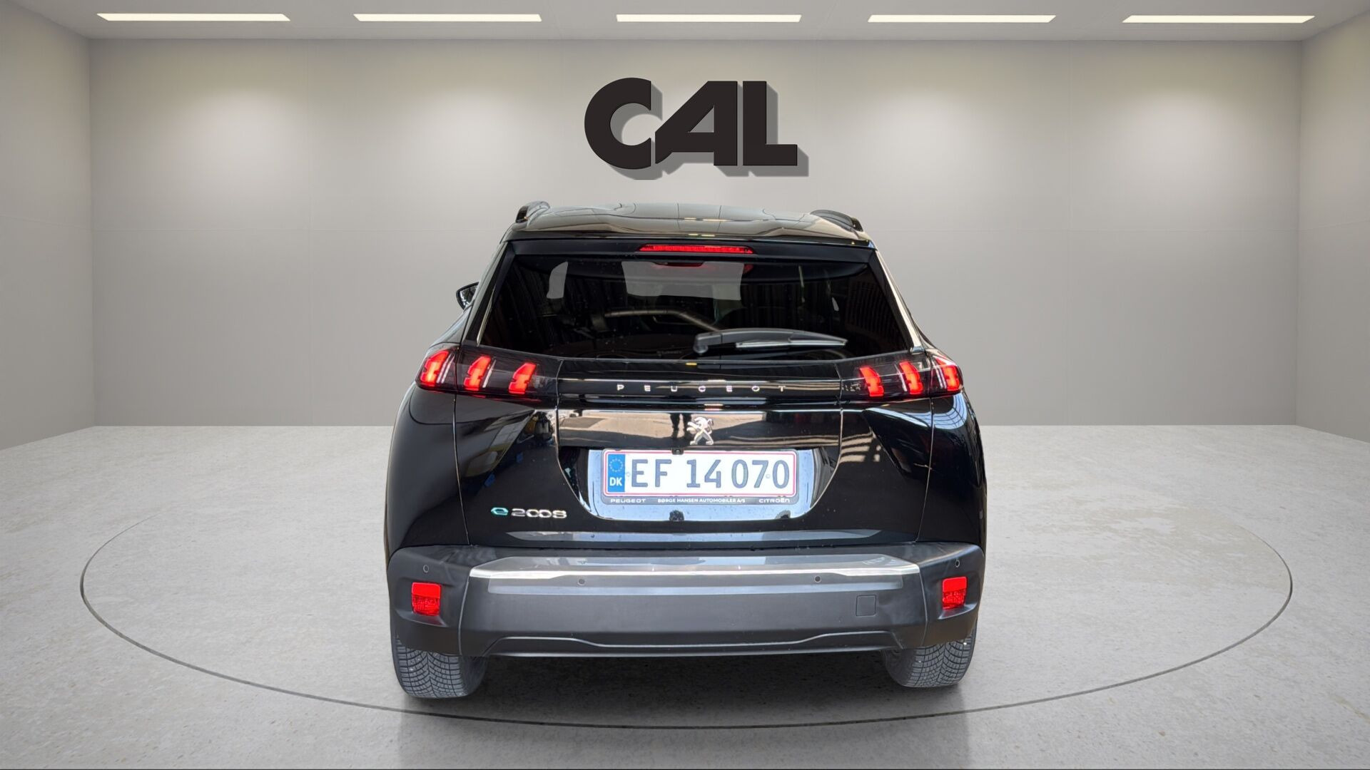 Sort Peugeot e-2008 fra 2023