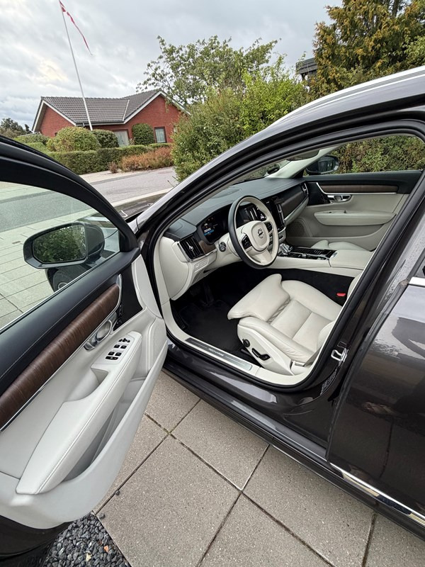 undefined Volvo V90 fra 2022