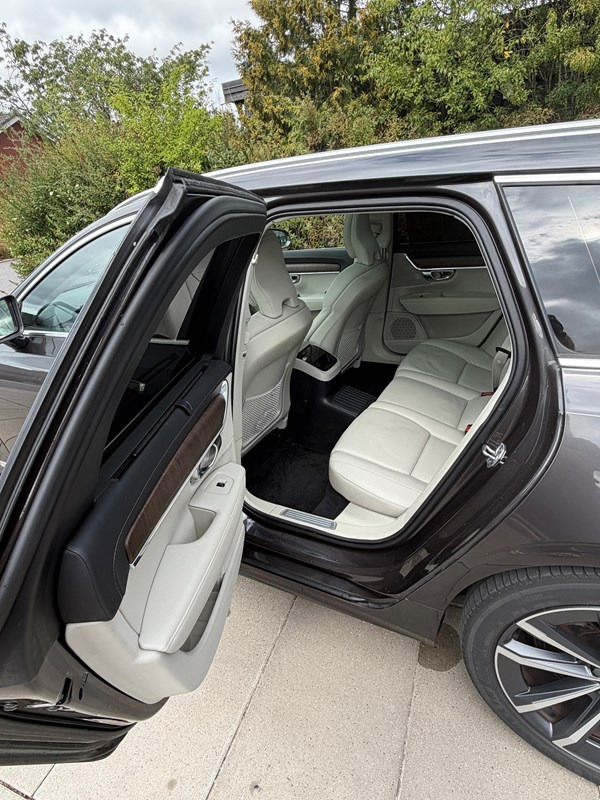 undefined Volvo V90 fra 2022
