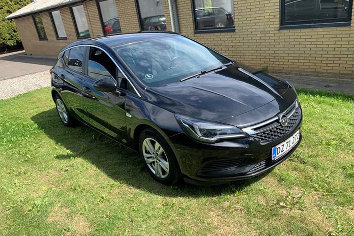 undefined Opel Astra fra 2017