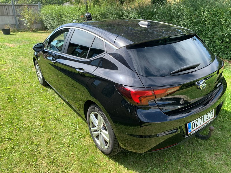 undefined Opel Astra fra 2017