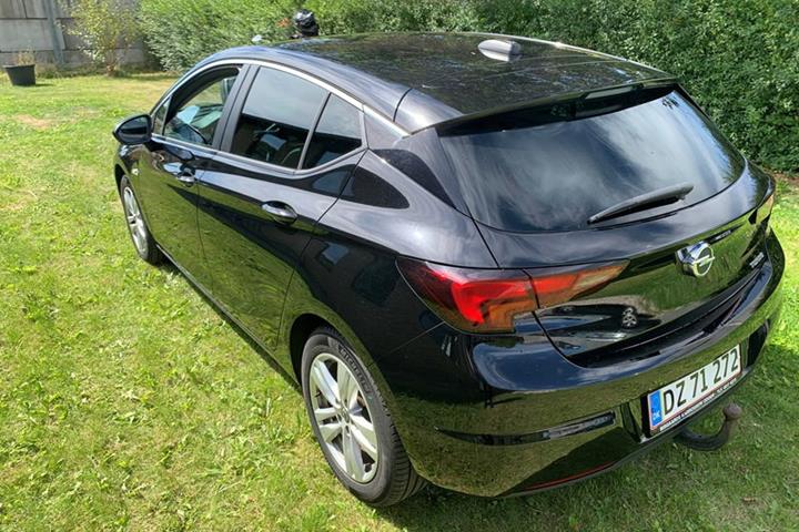 undefined Opel Astra fra 2017