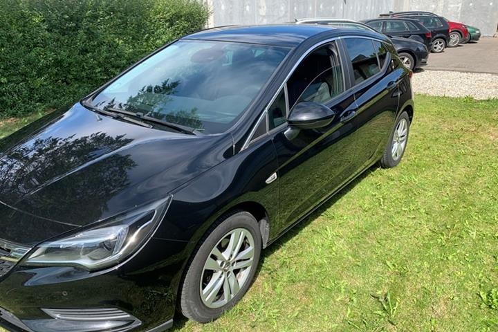 undefined Opel Astra fra 2017