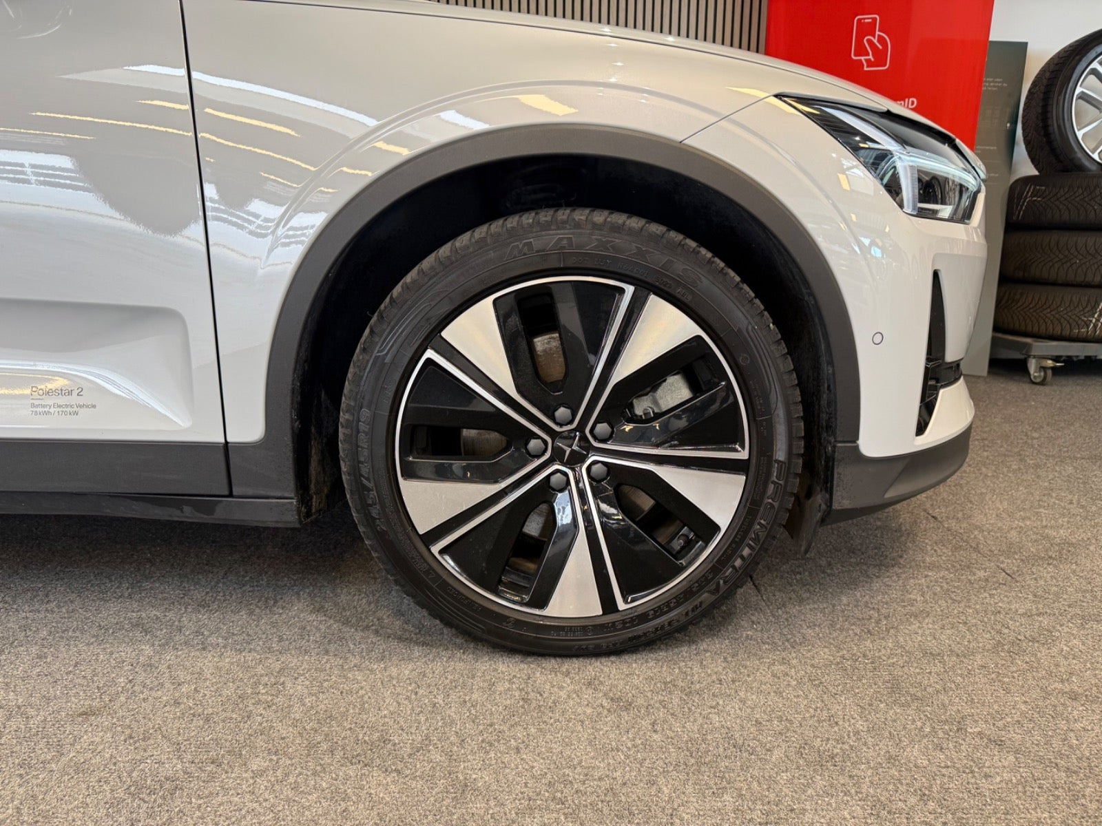 Hvid Polestar 2 fra 2023