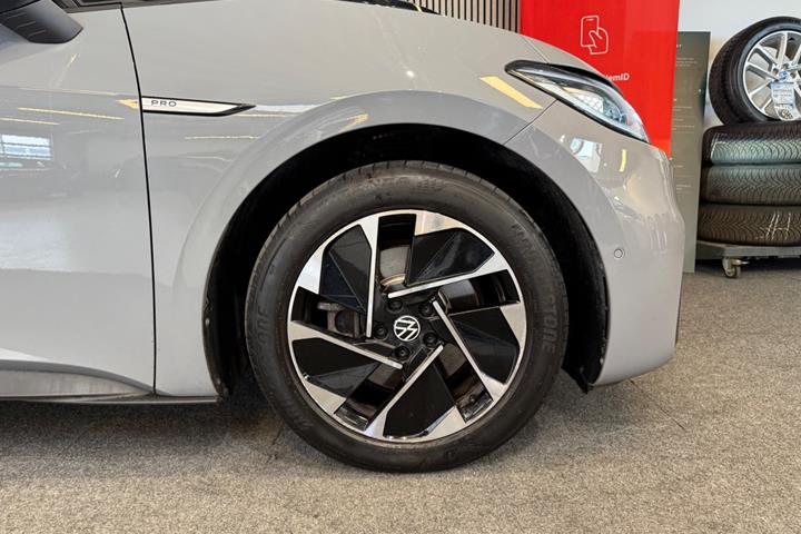 Grå VW ID.3 fra 2022