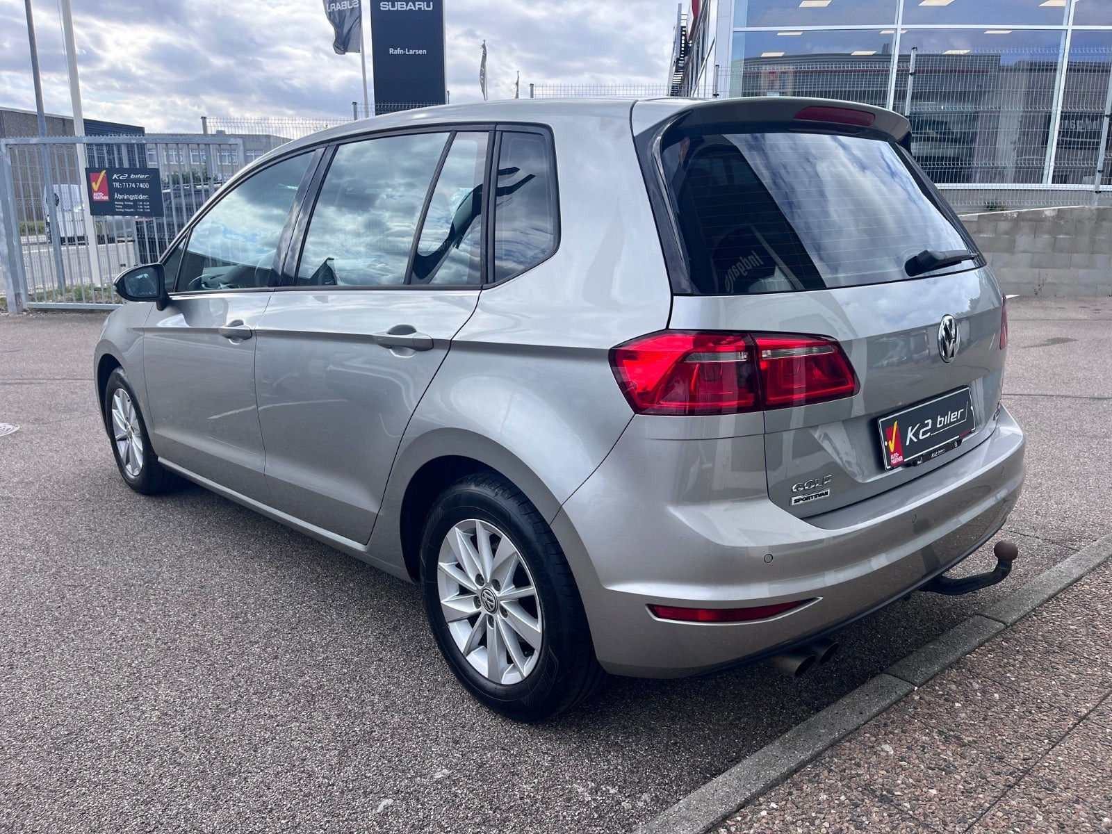 Sølv VW Golf Sportsvan fra 2016