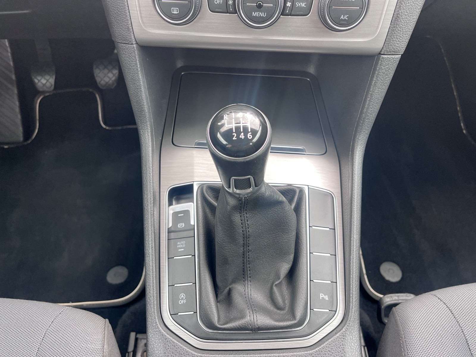 Sølv VW Golf Sportsvan fra 2016