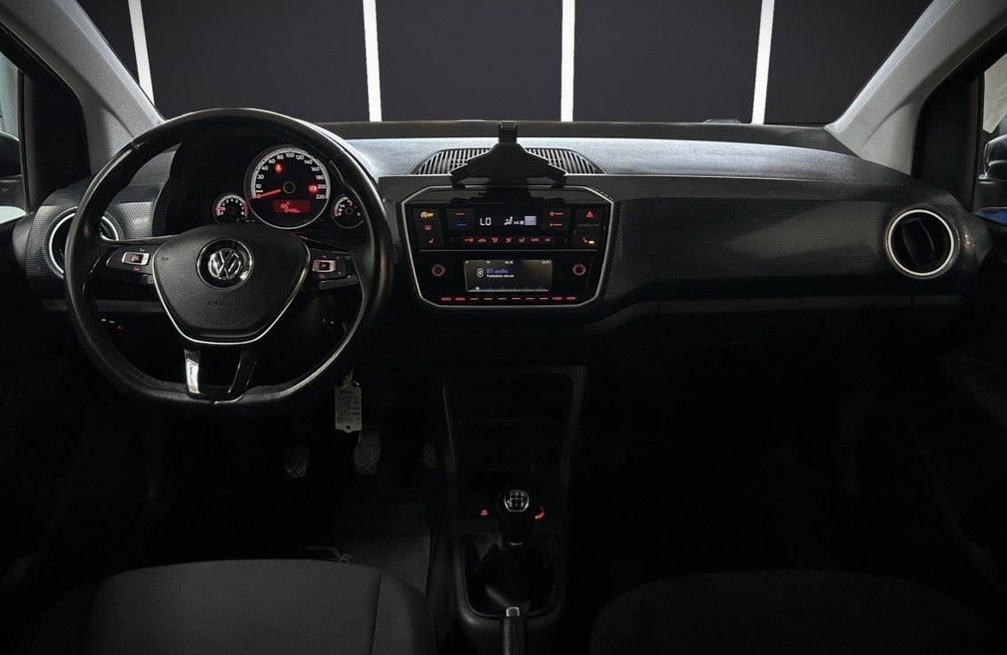Sort VW UP! fra 2017