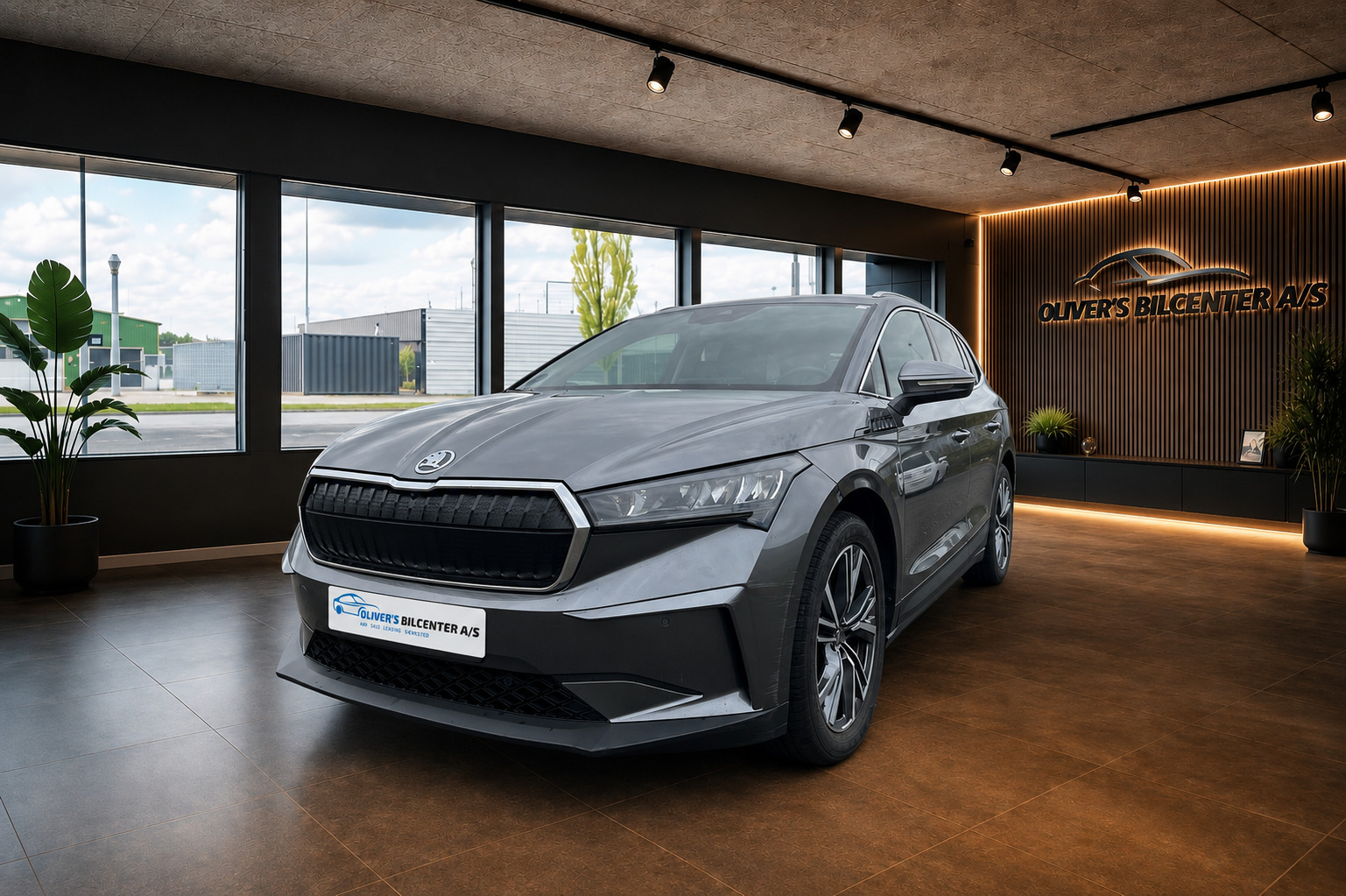 Grå Skoda Enyaq fra 2023