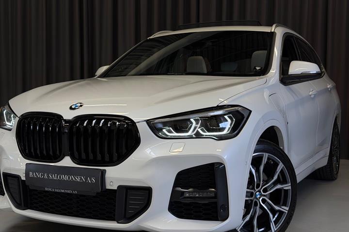 Hvid BMW X1 fra 2022