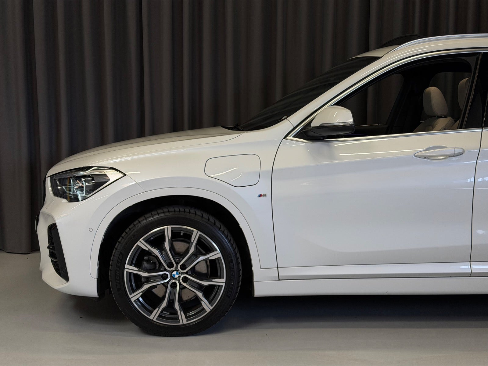 Hvid BMW X1 fra 2022