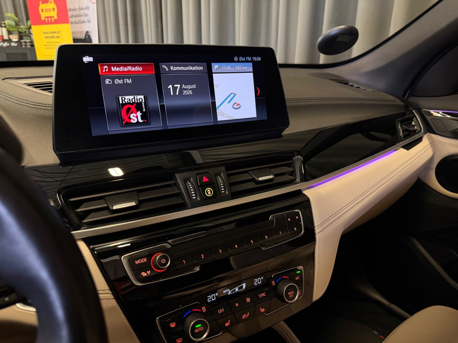 Hvid BMW X1 fra 2022