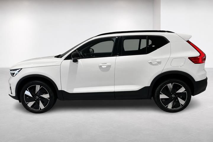 Hvid Volvo EX40 fra 2026