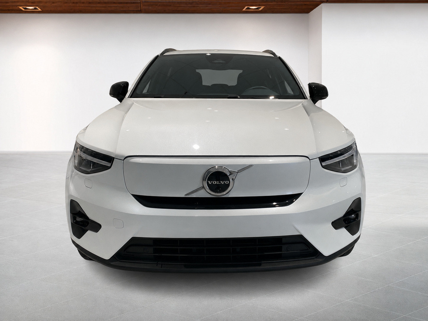 Hvid Volvo EX40 fra 2026