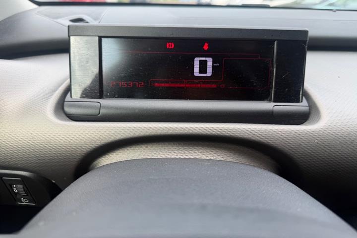 Grøn Citroën C4 Cactus fra 2016