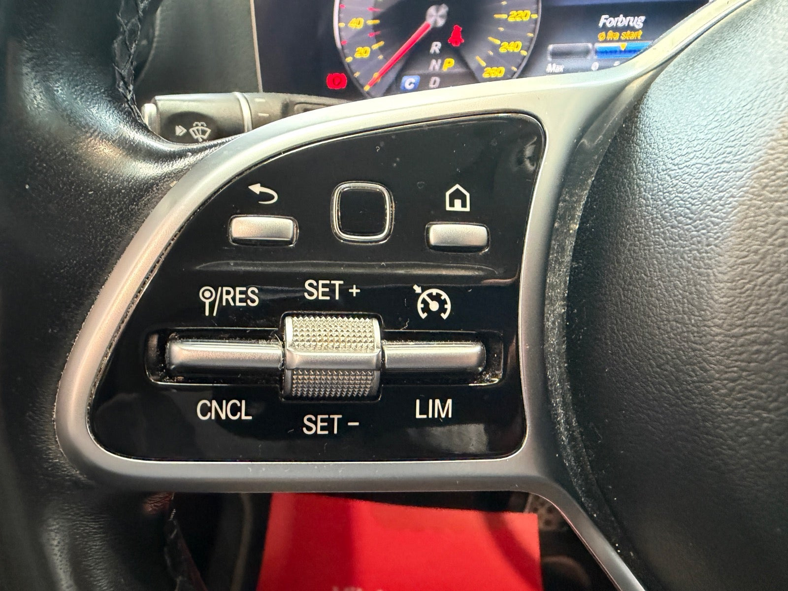 Mercedes E220 d 2,0 Advantage aut.
