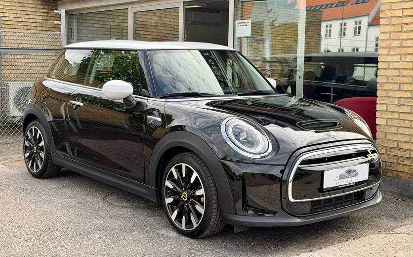 Mini Cooper SE Collection