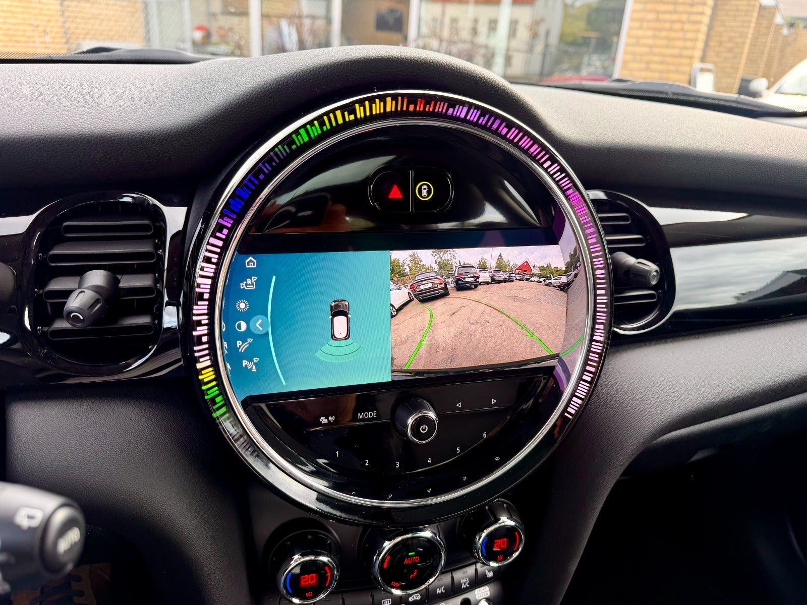 Sort Mini Cooper SE fra 2022