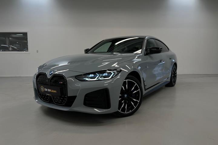 Hvid BMW i4 fra 2024