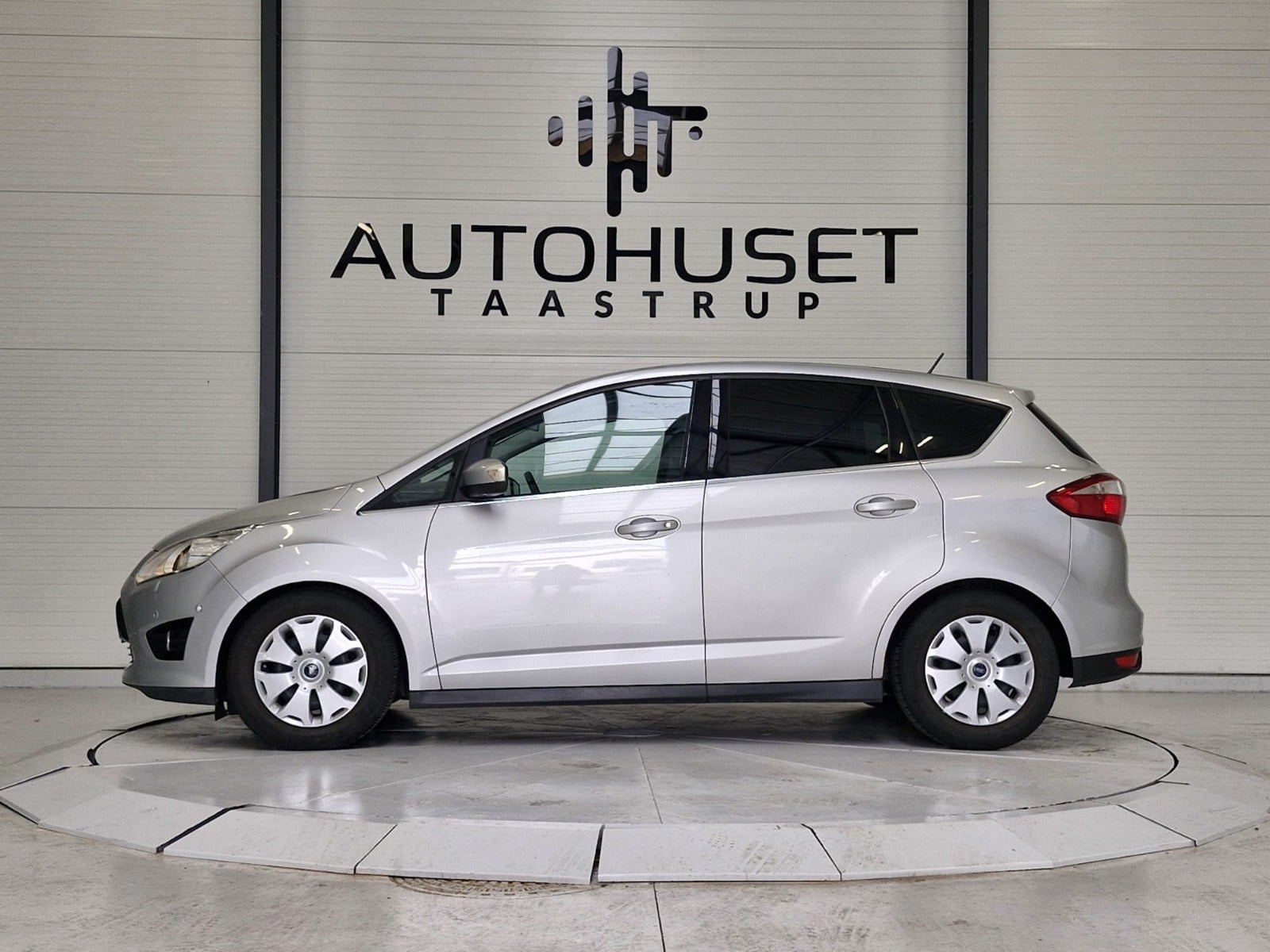 Sølv Ford C-MAX fra 2010