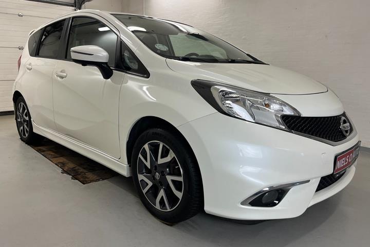 Hvid Nissan Note fra 2014