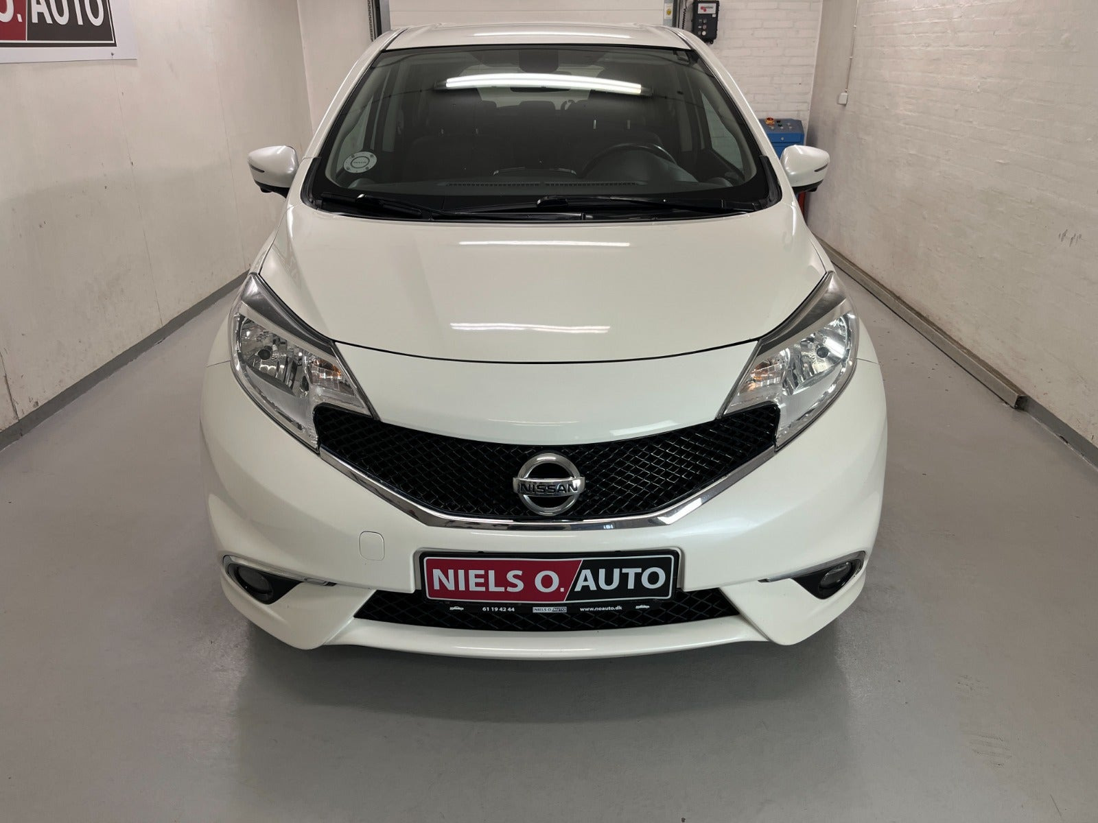 Hvid Nissan Note fra 2014