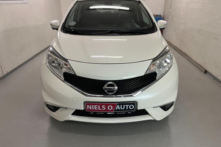 Hvid Nissan Note fra 2014