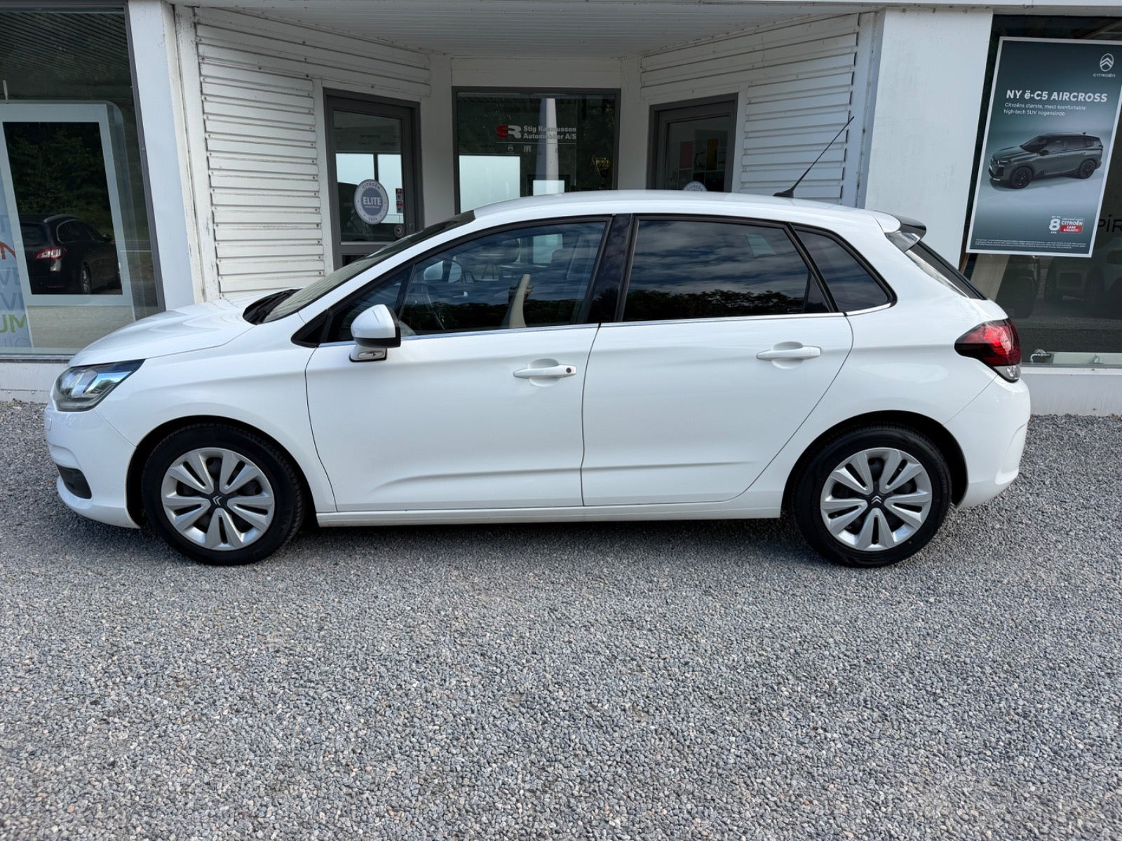 Hvid Citroën C4 fra 2015