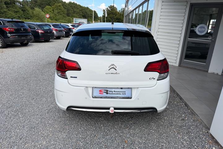 Hvid Citroën C4 fra 2015