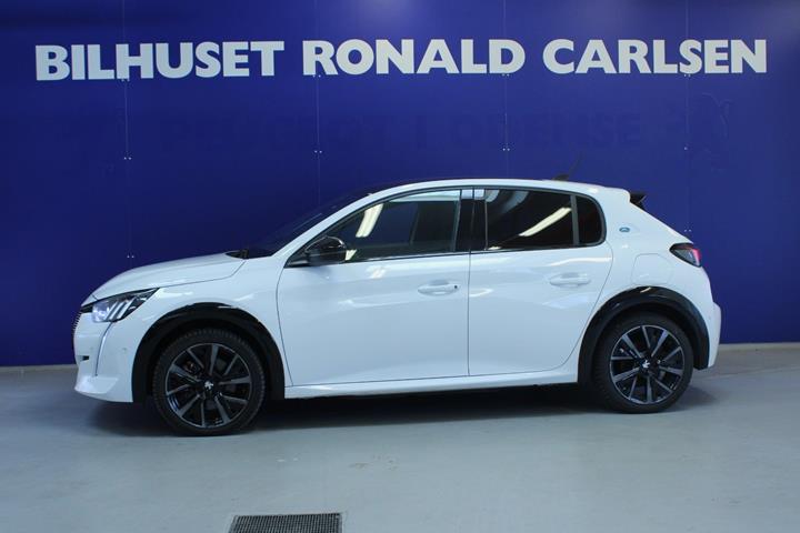 Hvid Peugeot e-208 fra 2023