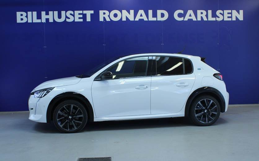 Peugeot e-208 50 GT Sky