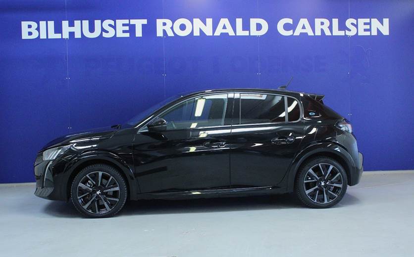 Peugeot e-208 50 GT