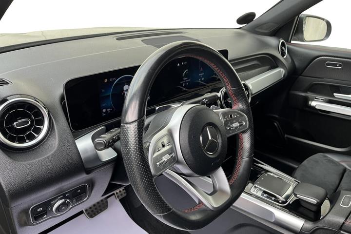 Sort Mercedes GLB200 fra 2021