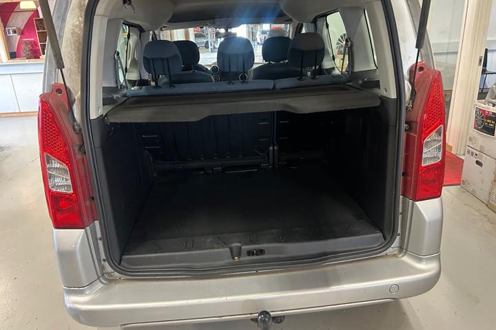 Sølv Citroën Berlingo fra 2010