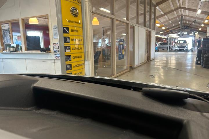 Sølv Citroën Berlingo fra 2010