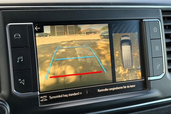 Hvid Toyota ProAce fra 2018