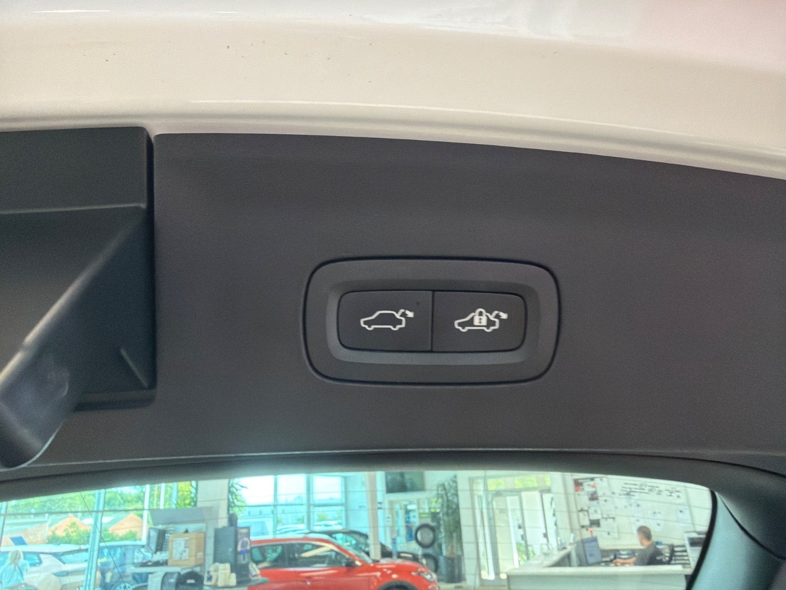 Hvid Polestar 2 fra 2023