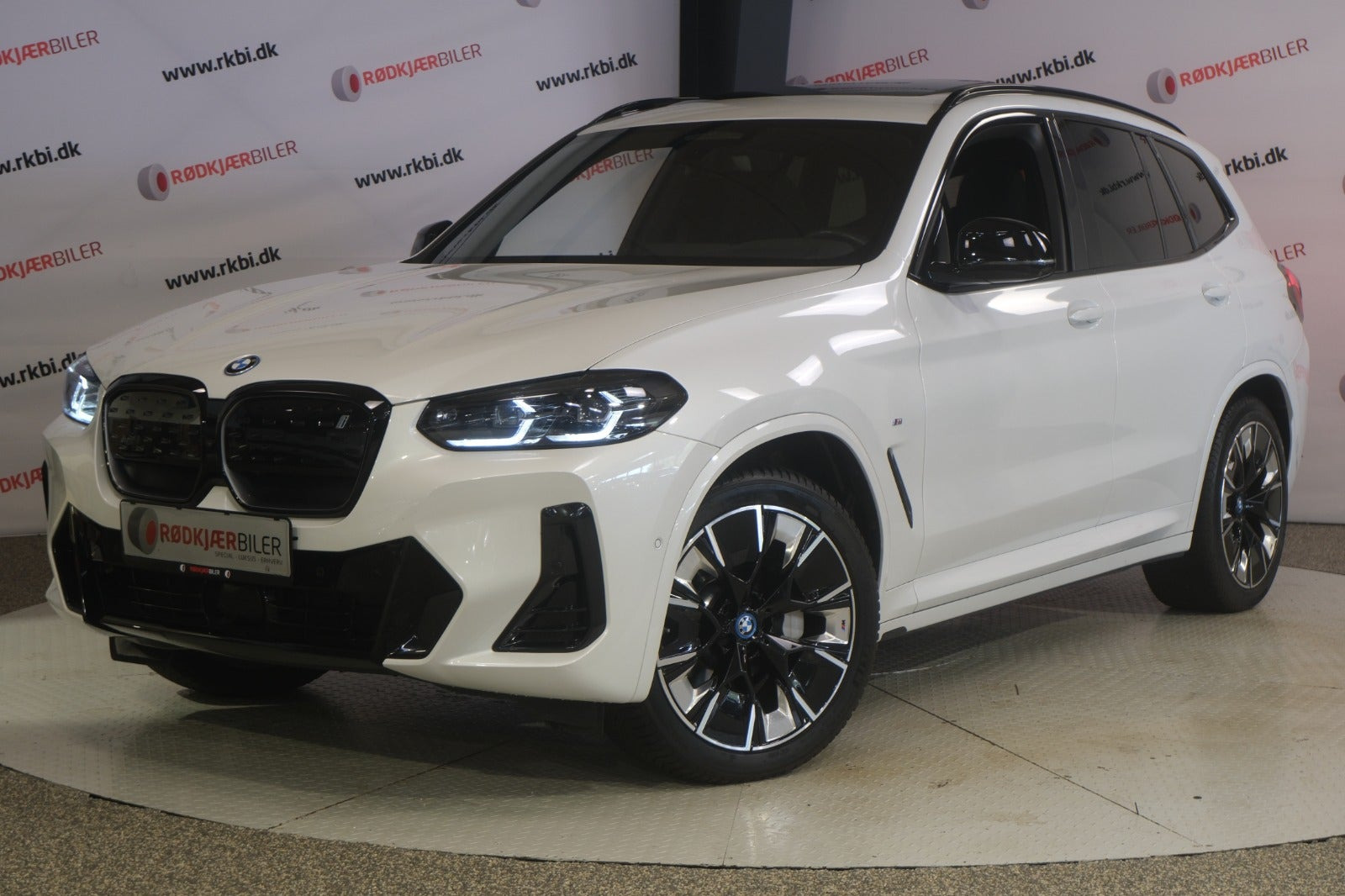 BMW iX3 Charged Plus M-Sport