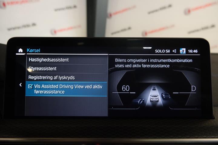 Hvid BMW iX3 fra 2023