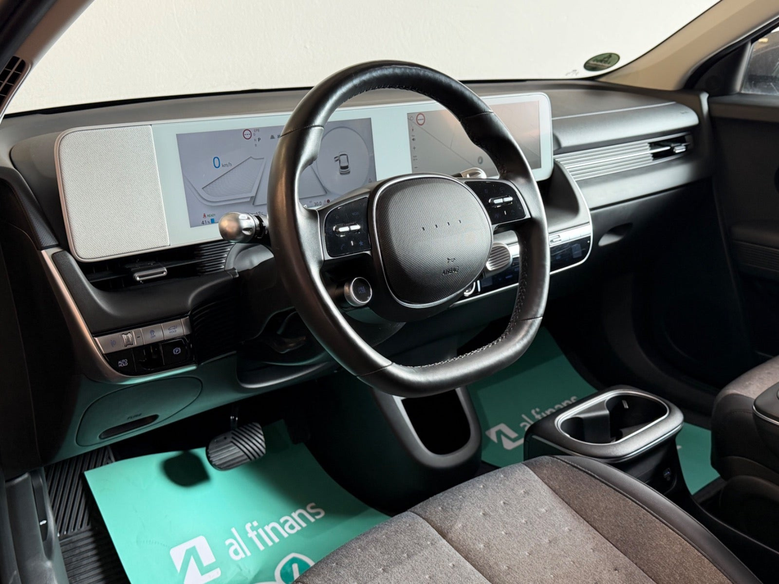 Grå Hyundai Ioniq 5 fra 2022