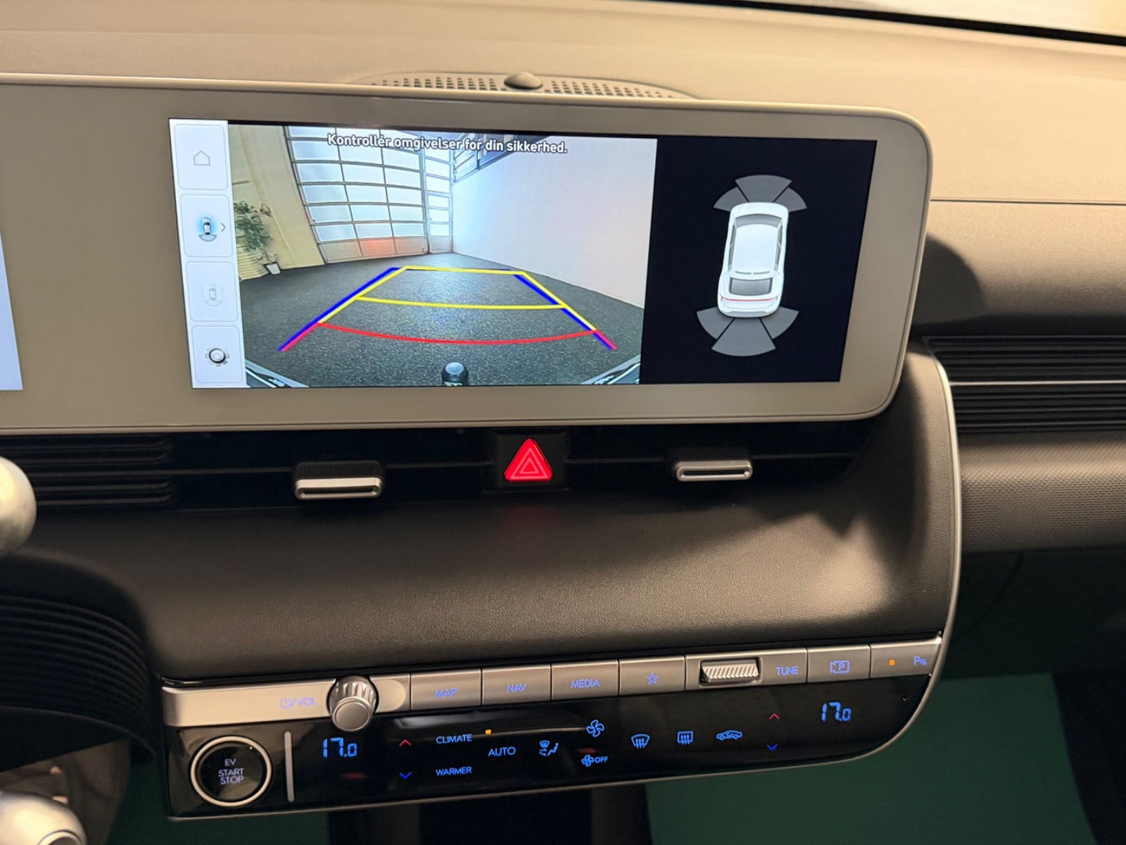 Grå Hyundai Ioniq 5 fra 2022