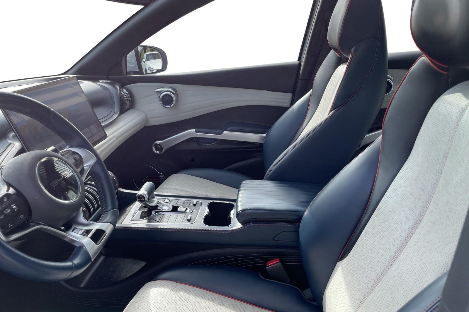 Hvid BYD Atto 3 fra 2022