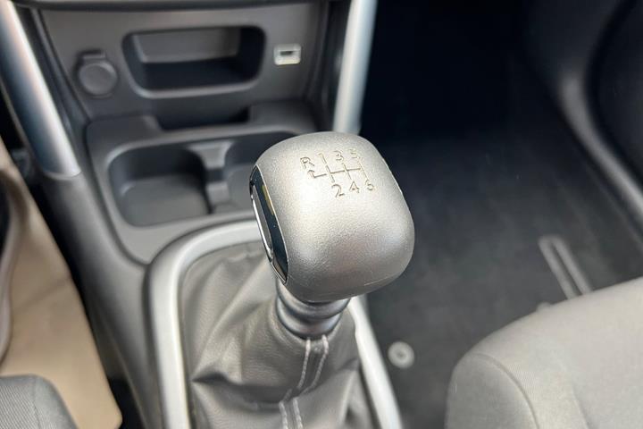 Grå Citroën C3 Aircross fra 2019