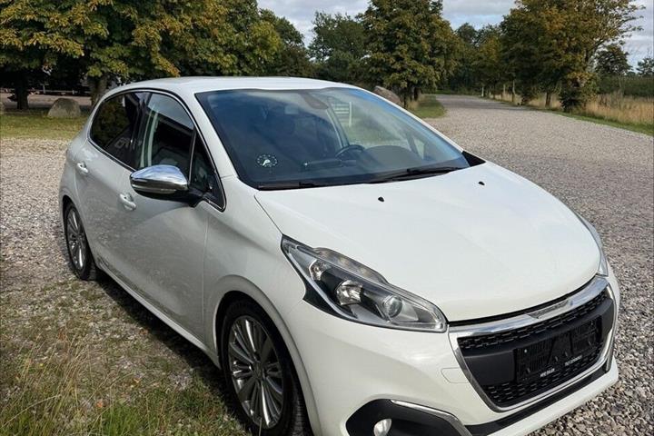 undefined Peugeot 208 fra 2016