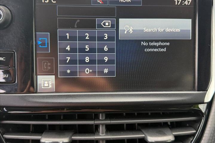 undefined Peugeot 208 fra 2016