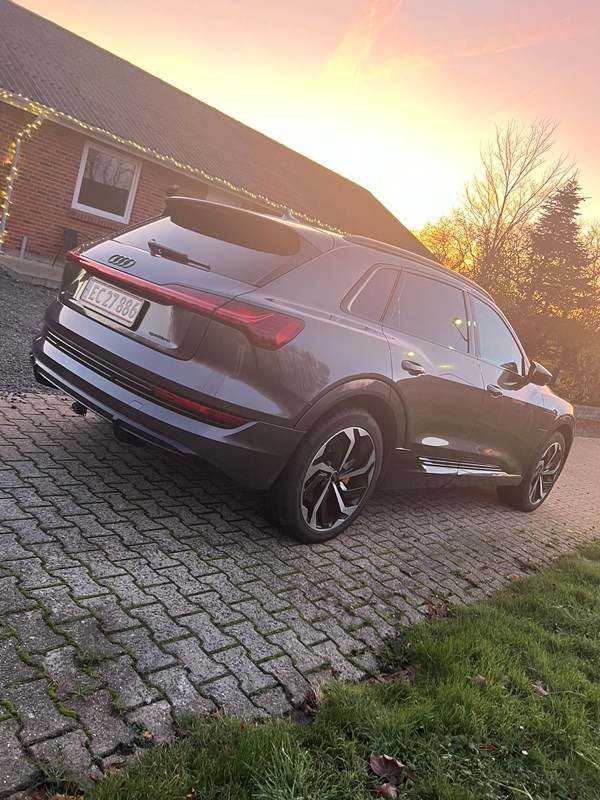undefined Audi e-tron fra 2021