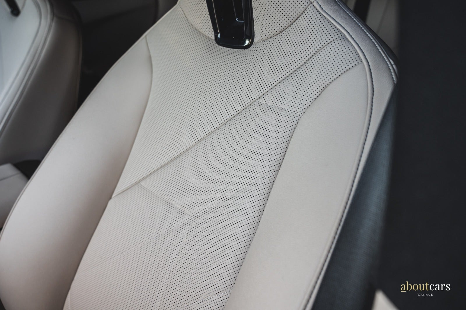 Blå BMW iX fra 2022
